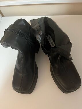 Steve Madden Black Leather Ankle Zip Klayton Boots